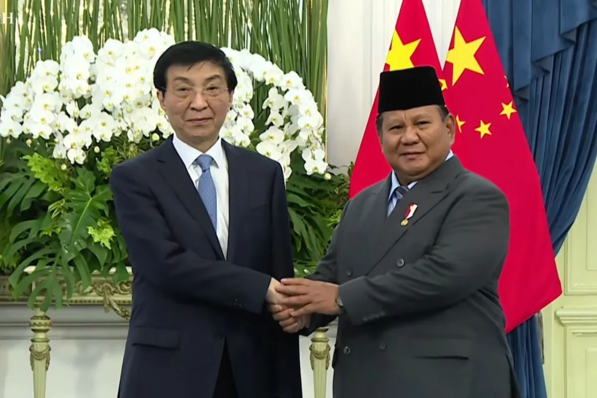 Kunjungan Ketua MPR China: Prabowo Fokus Perkuat Diplomasi Indonesia–Tiongkok
