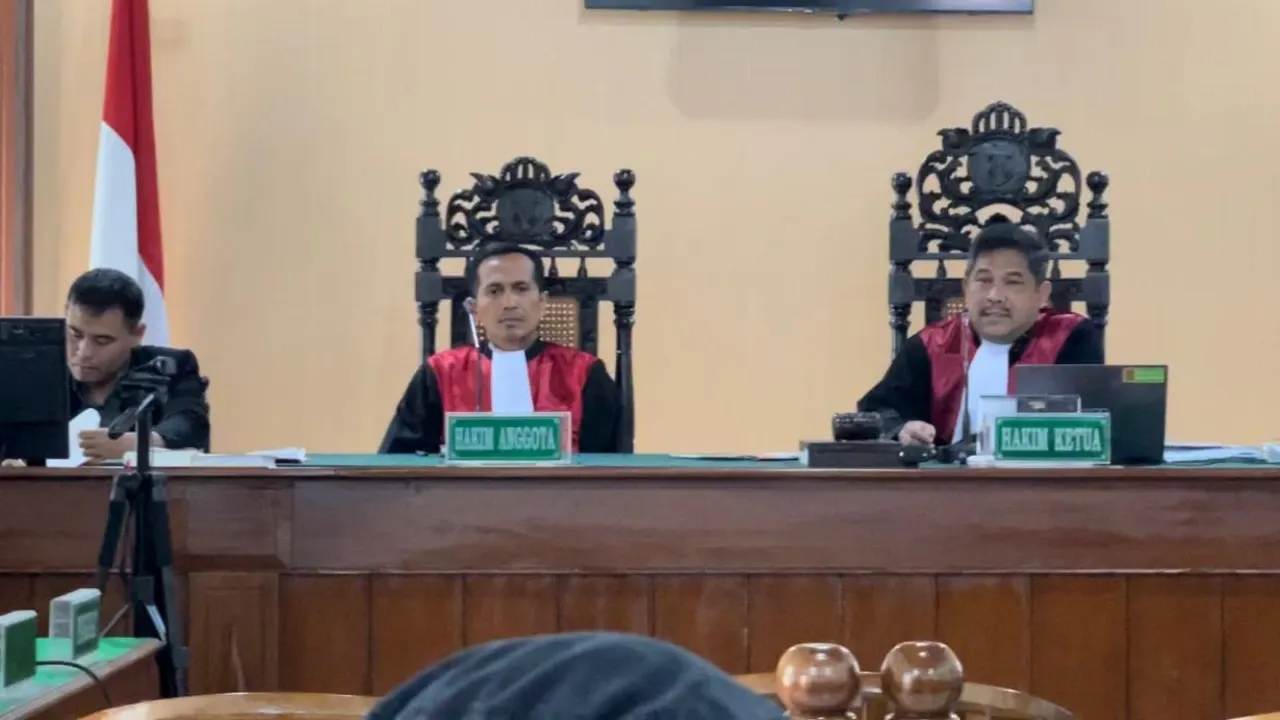 PN Solo Tolak Eksepsi Jokowi, Sidang Ijazah Palsu Dilanjutkan