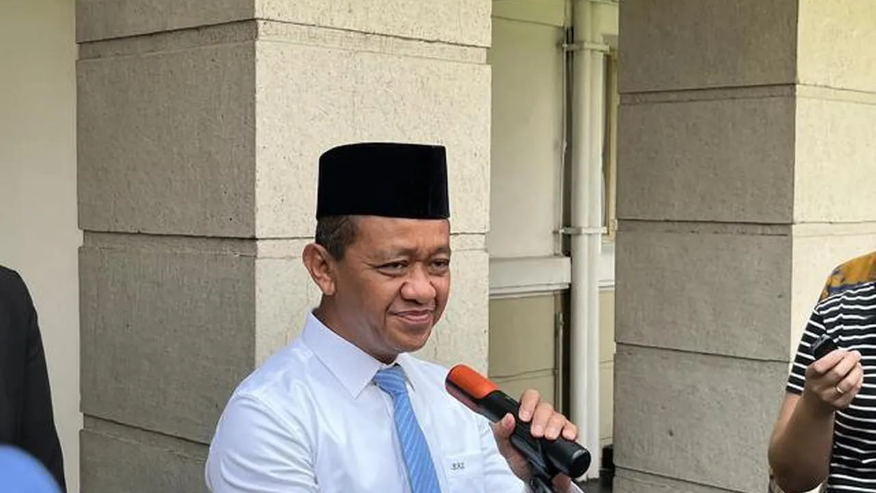 Banjir di Sumatera, Bahlil Izinkan Pembelian BBM Tanpa Barcode