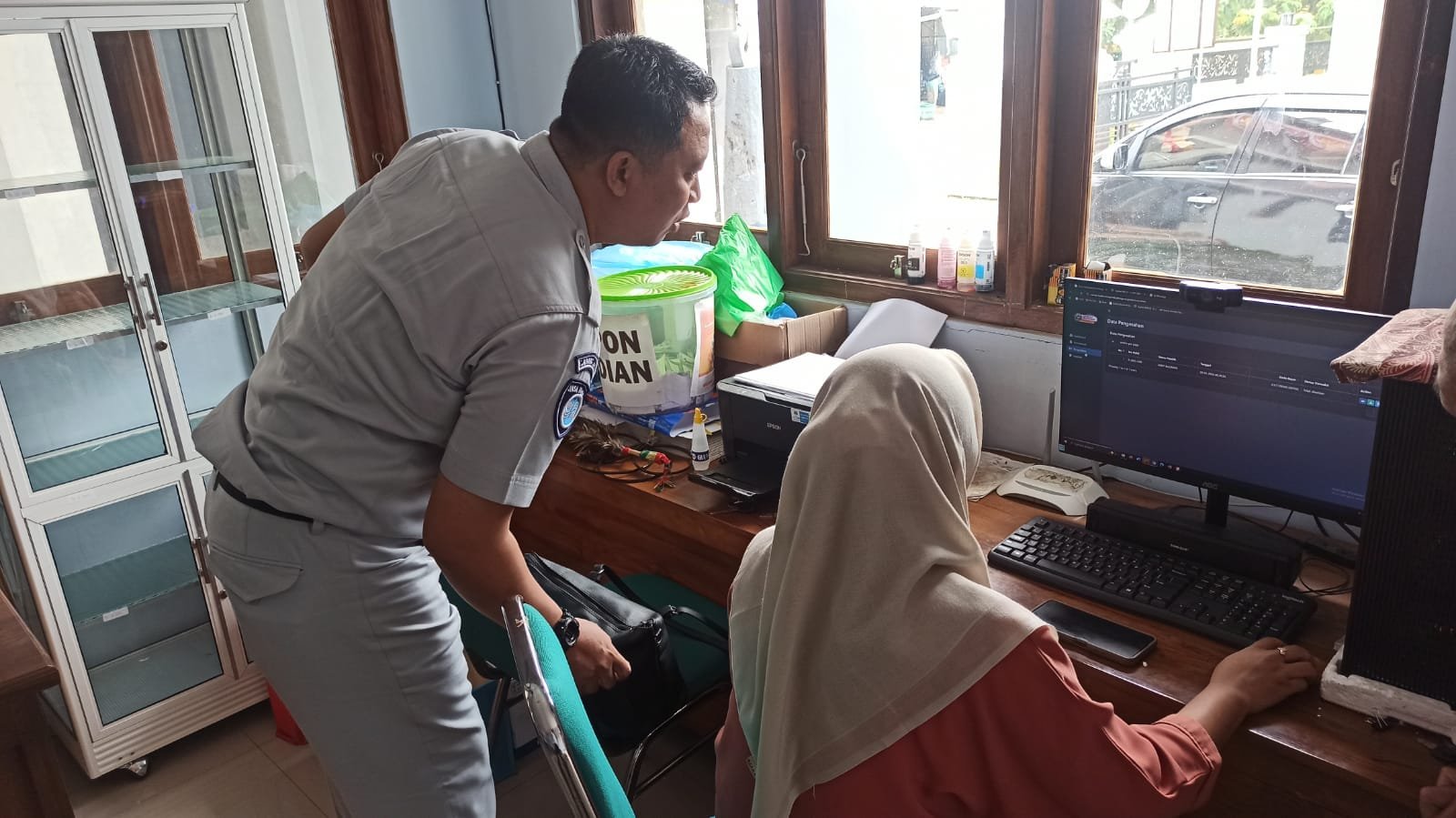 Perkuat Edukasi dan Perlindungan Penumpang, PT. Jasa Raharja Samsat Baturetno Laksanakan CRM Door to Door ke PO Jaya Guna Hage
