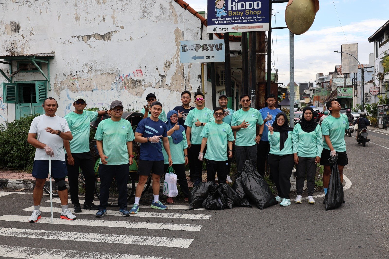 Dukung Gerakan Indonesia ASRI, Jasa Raharja Hadirkan Aksi Nyata Bersih Lingkungan di Jantung Wisata Yogyakarta