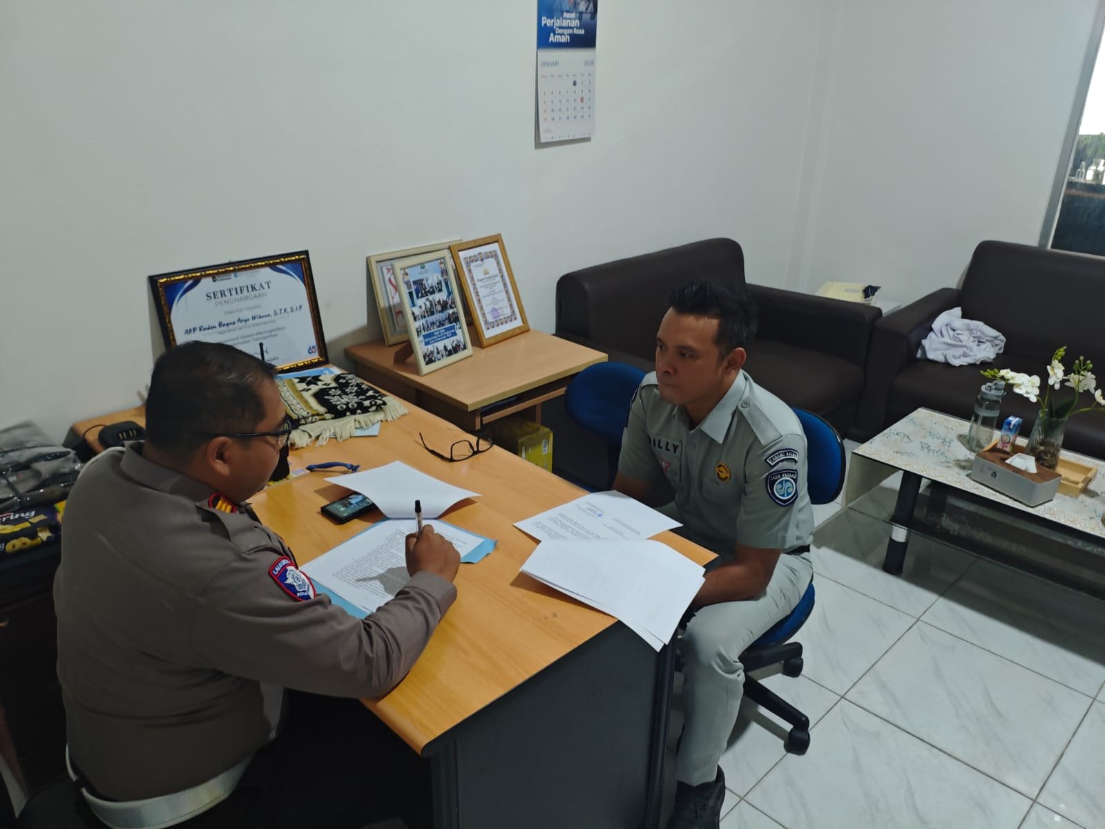 Jasa Raharja Singkawang dan Satlantas Polres Singkawang Teken Komitmen Percepatan Pelaporan dan Peningkatan Kepatuhan Pajak Kendaraan