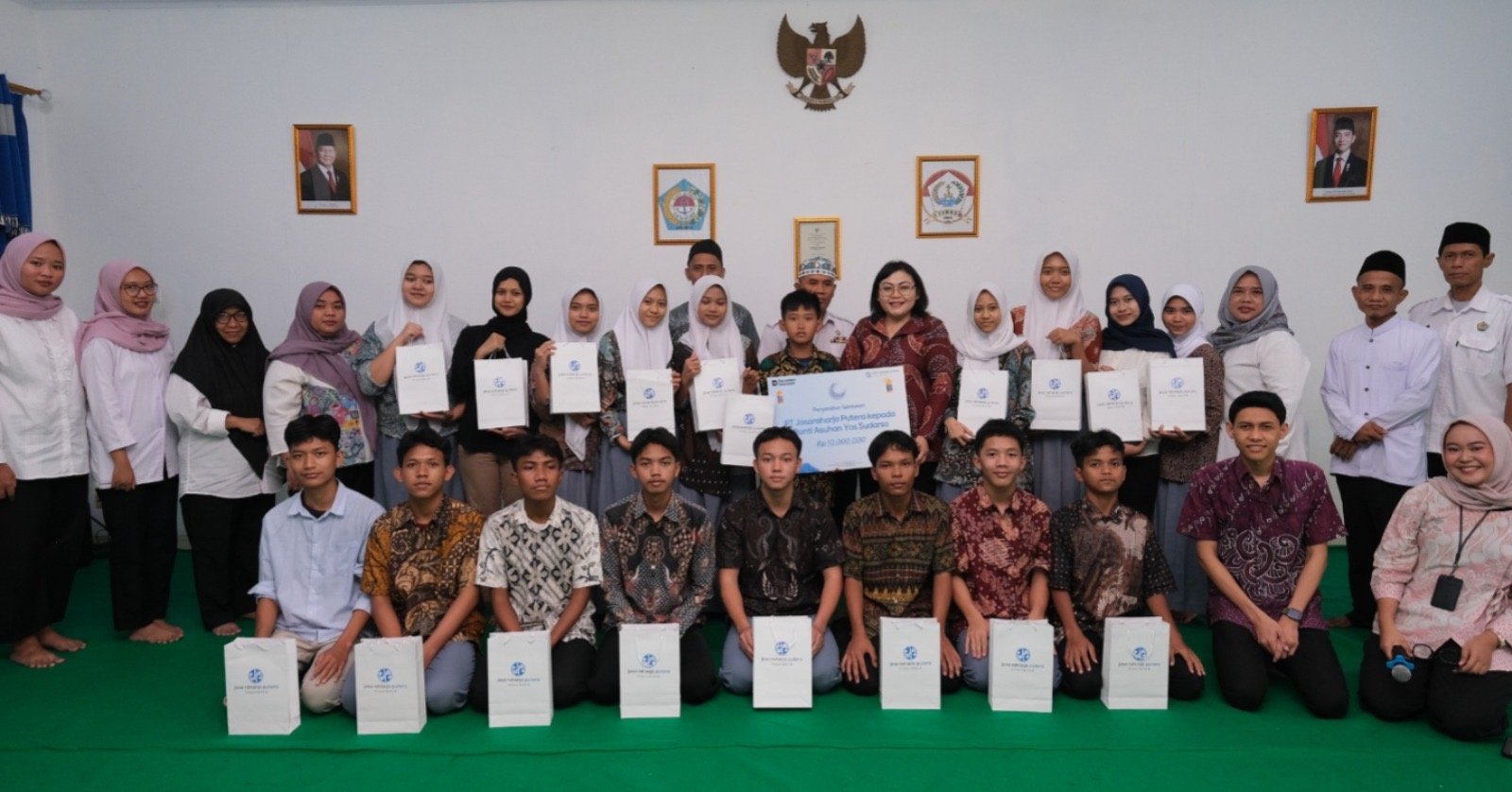 Ramadan Penuh Kepedulian, Jasaraharja Putera Salurkan Santunan ke Panti Asuhan dan Dukung Berbagai Kegiatan Sosial Masyarakat