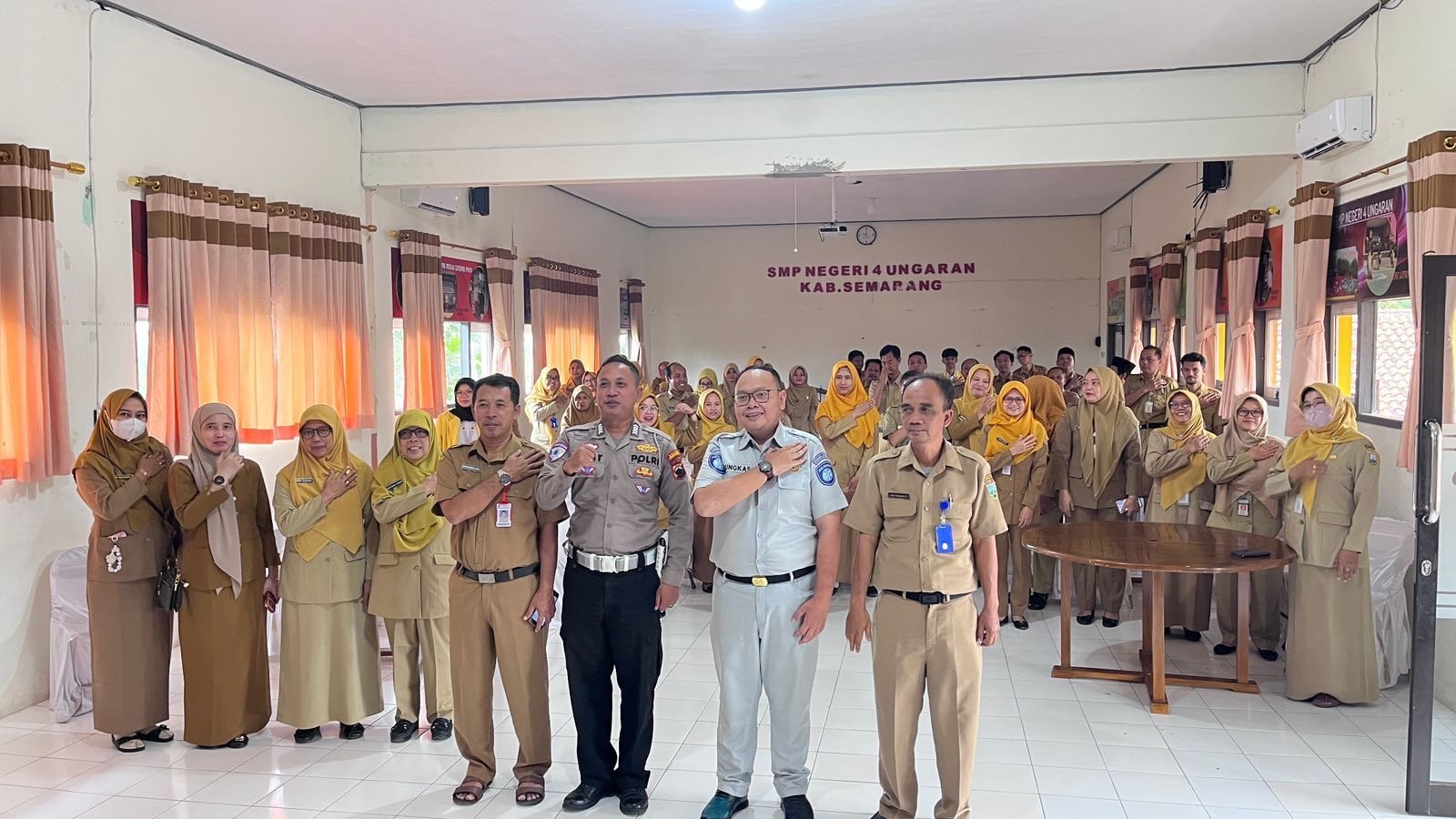 Jasa Raharja Laksanakan PPKL di SMPN 4 Ungaran Barat untuk Tingkatkan Kesadaran Keselamatan Berlalu Lintas