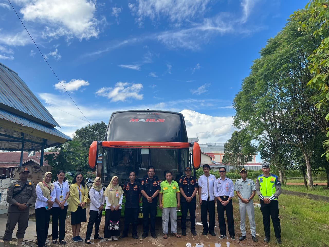 Jasa Raharja Sintang Bersama Instansi Terkait Laksanakan Rampcheck Kendaraan di Putussibau, Pastikan Angkutan Aman Jelang Mudik Lebaran 1447 H