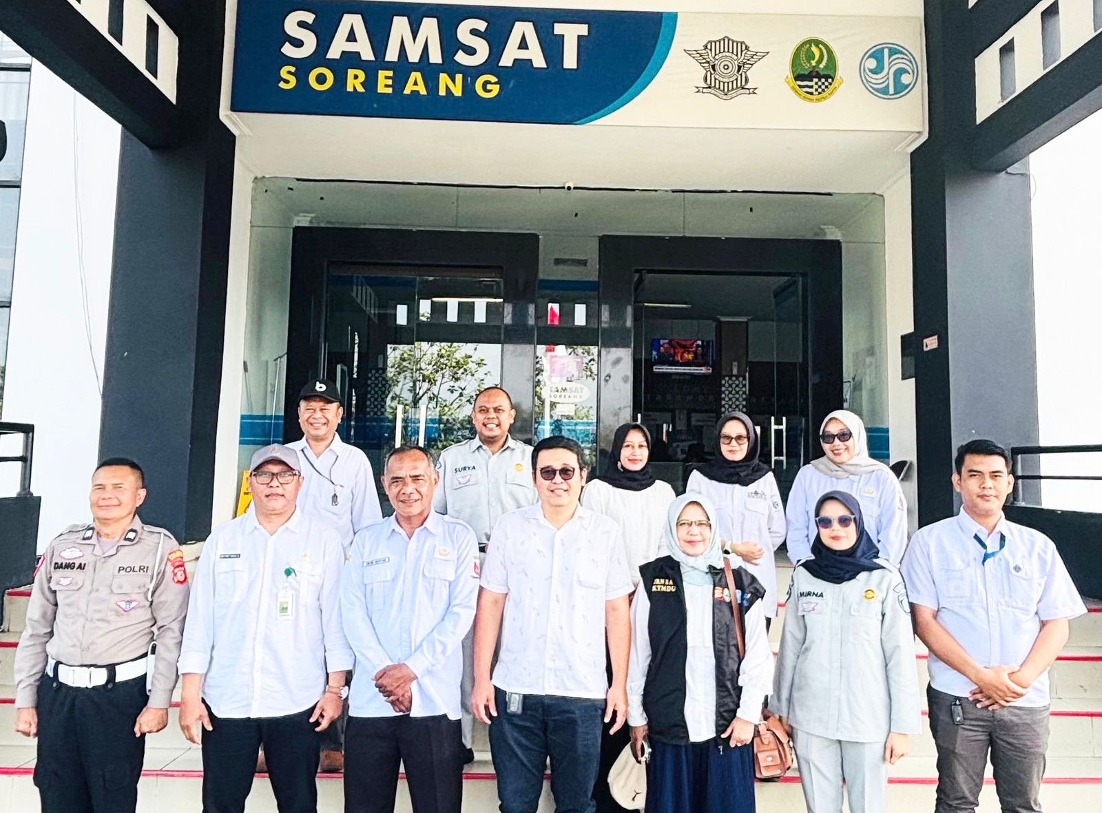 Dorong Kepatuhan Pajak Kendaraan, Jasa Raharja Kanwil Jawa Barat Bersama Tim Pembina Samsat Kabupaten Bandung II Soreang Lakukan Opsus Perusahaan