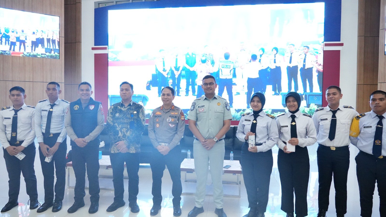 Jasa Raharja dan Ditlantas Polda Sulsel Gelar Safety Campaign di PIP Makassar: Dorong Taruna Jadi Pelopor Keselamatan