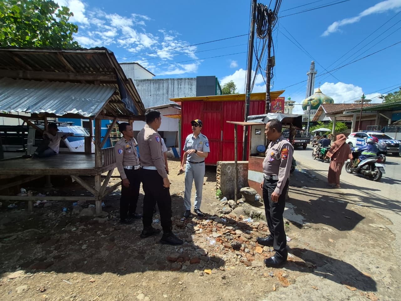 Upaya Preventif Tekan Laka Lantas, Jasa Raharja Bima Pasang Himbauan Keselamatan di TRL Pasar Sila