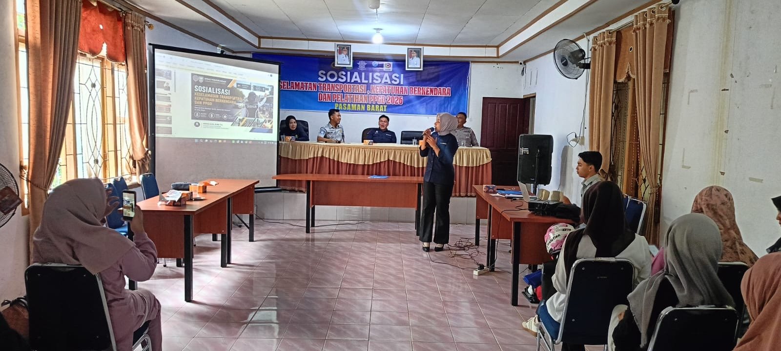 Jasa Raharja Sumbar Edukasi Masyarakat Aia Gadang tentang Keselamatan Transportasi dan Pertolongan Pertama Gawat Darurat