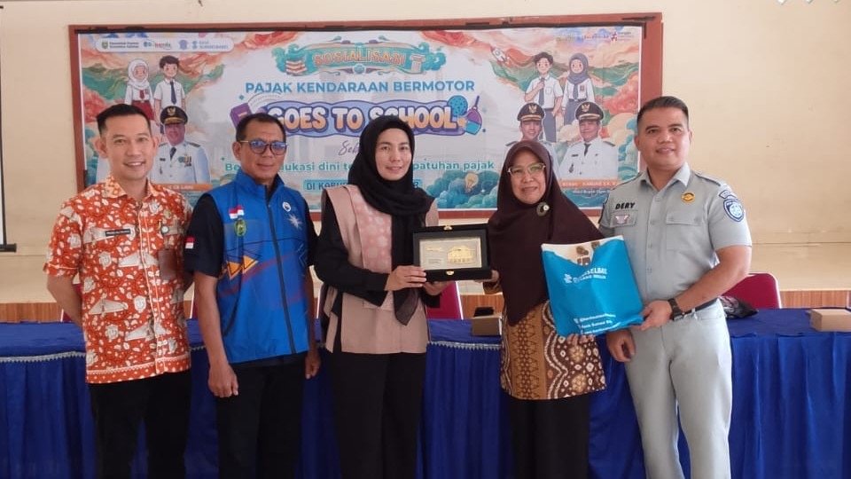 Samsat Ogan Ilir I Gelar Samsat Go To School dan Sosialisasi Aplikasi Siguntang di SMAN 1 Unggulan Indralaya Utara