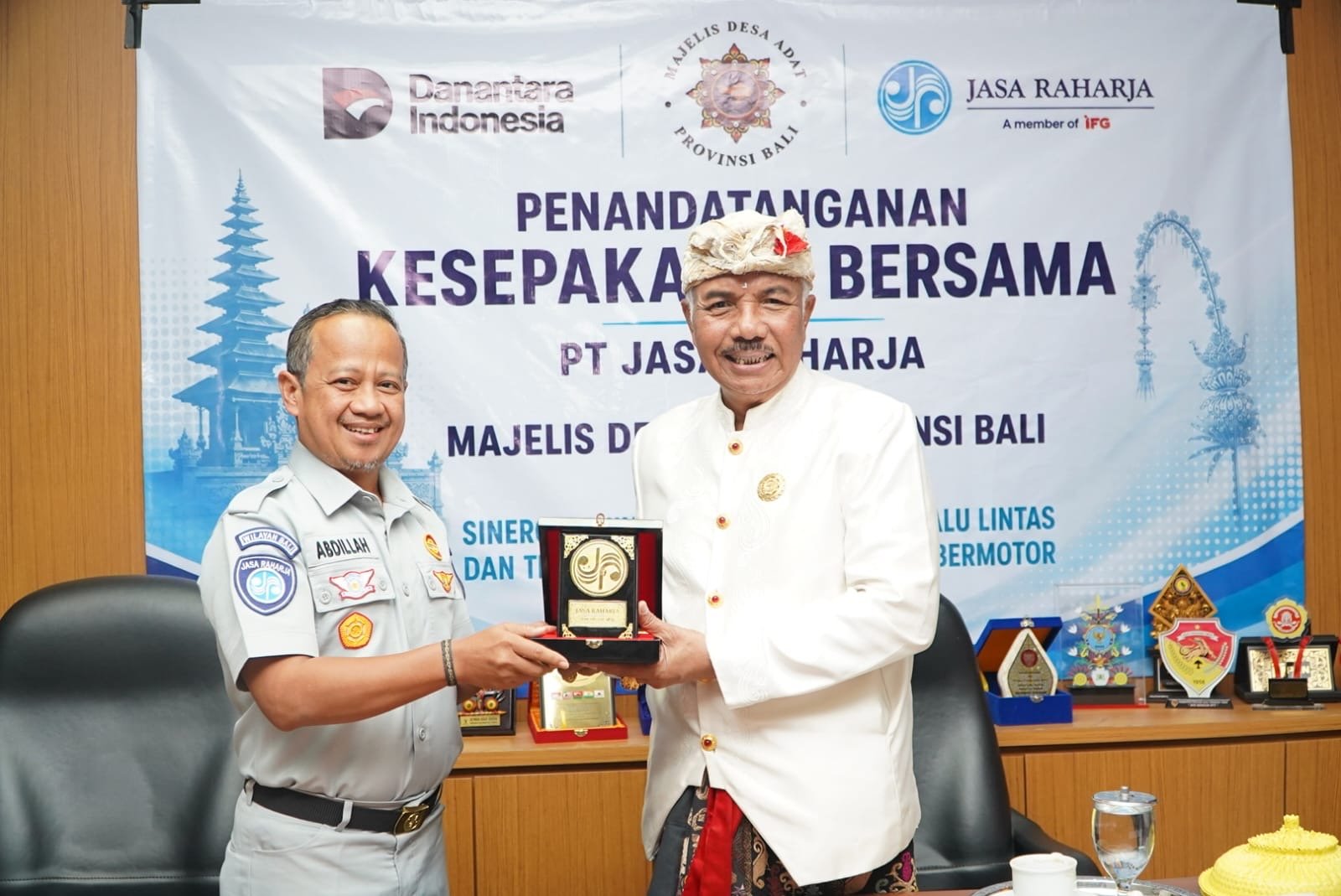 Jalin Kesepakatan Bersama Jasa Raharja dan Majelis Desa Adat Bali Perkuat Peran Desa Adat untuk Keselamatan Lalu Lintas