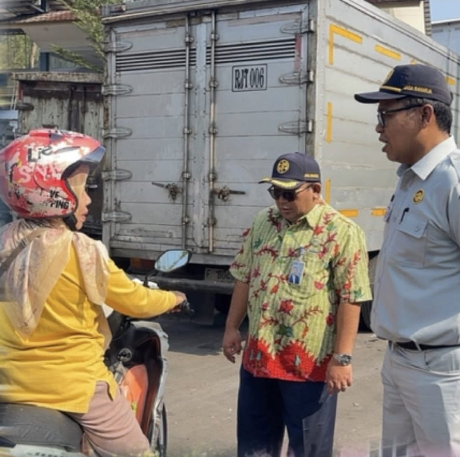 Jasa Raharja Bersama Tim Pembina Samsat Kabupaten Ciamis Gelar Operasi Gabungan dan Berikan Apresiasi kepada Wajib Pajak Taat