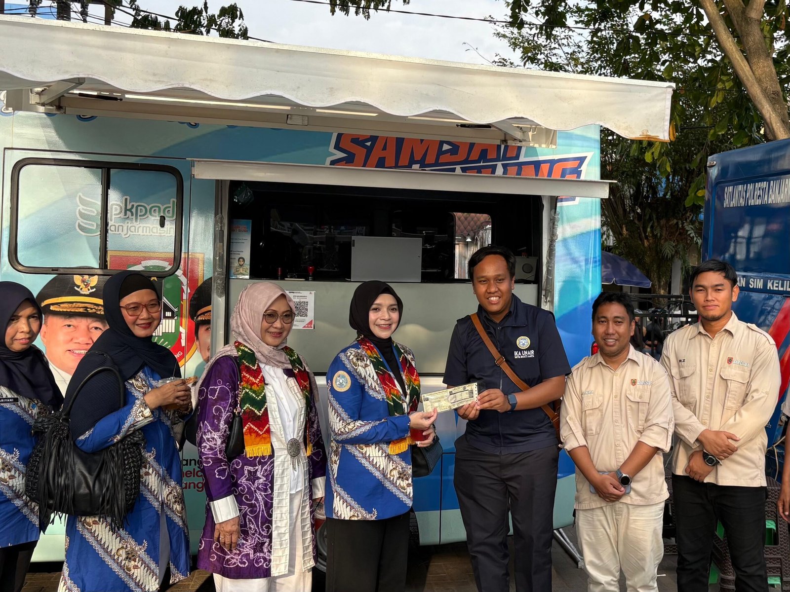 Tim Pembina Samsat Banjarmasin II Tingkatkan Akses Pelayanan di IKA Unair Expo 2026