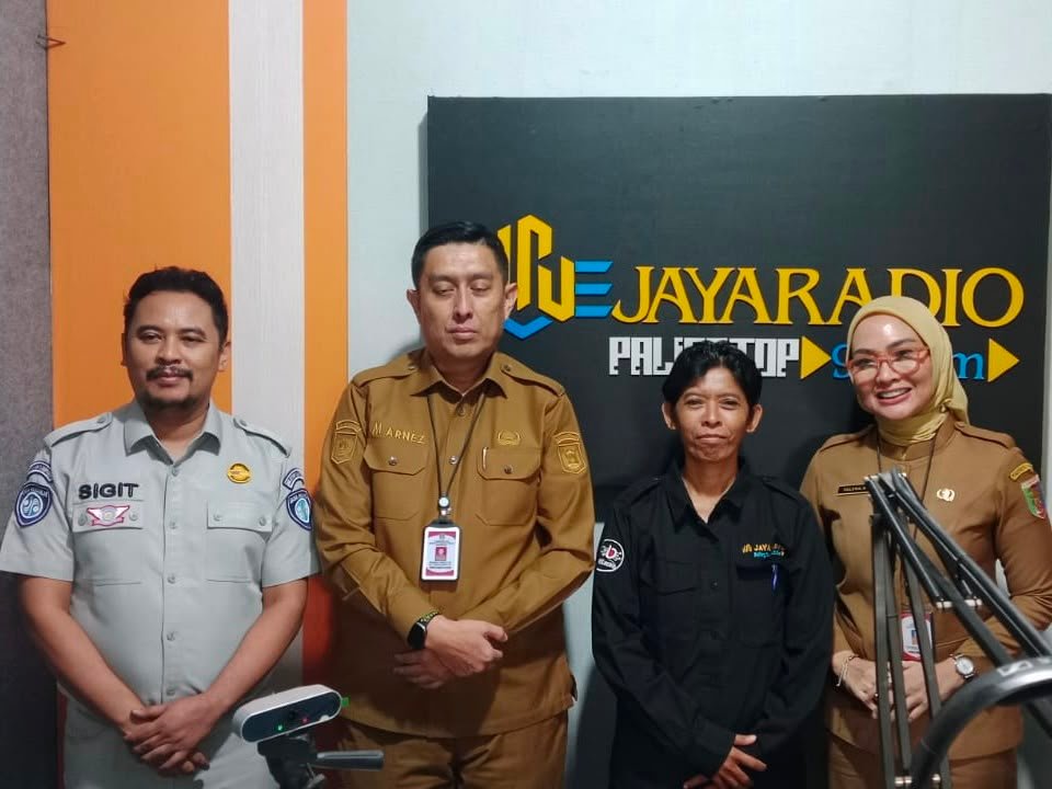 Jasa Raharja Bersama BPPRD dan UPTD Samsat Gunung Sugih Sosialisasikan Program Keringanan Pajak Melalui Siaran Radio