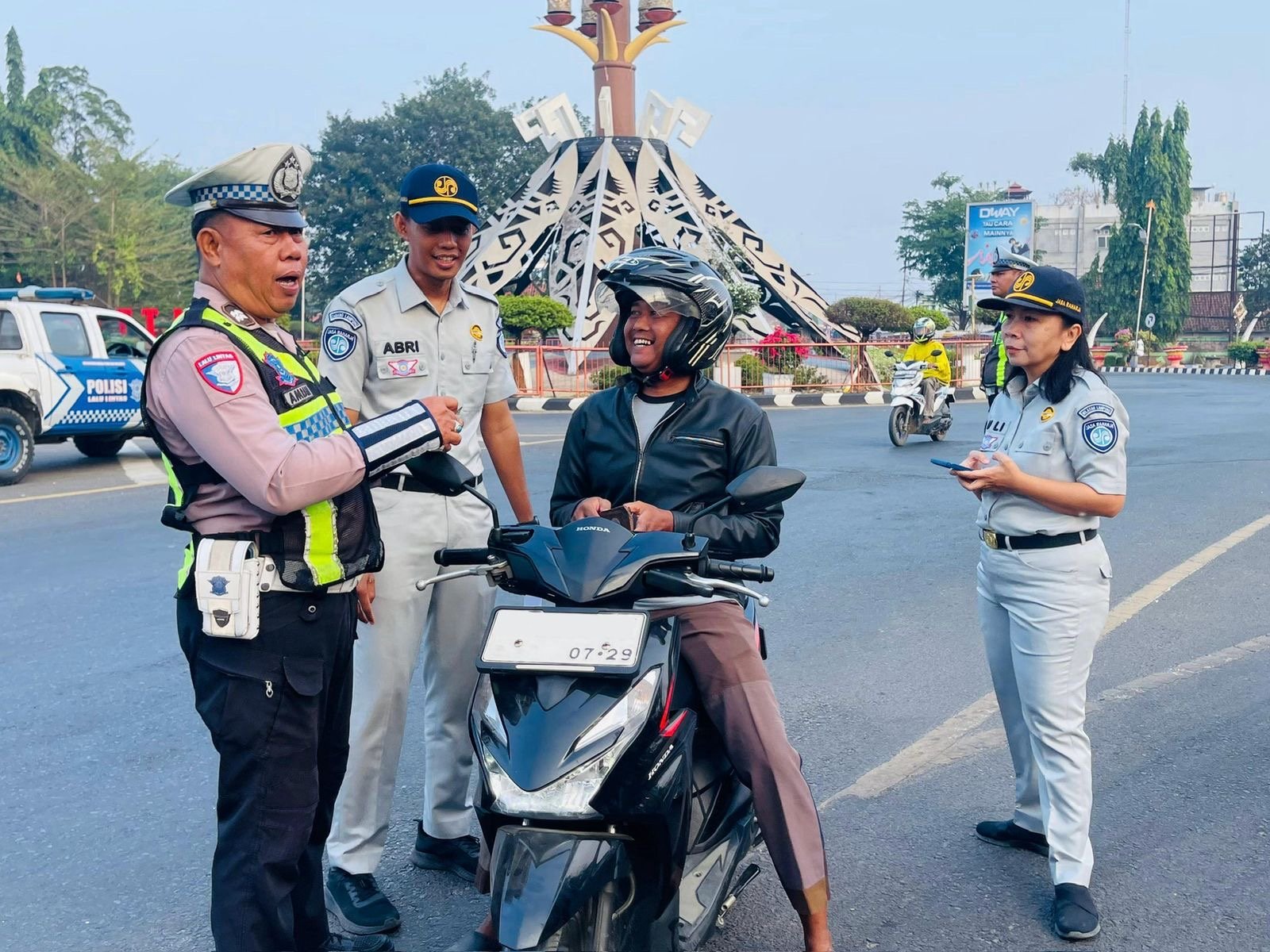 Sinergi Lintas Instansi, Jasa Raharja dan Stakeholder Gelar Operasi Gabungan di Kotabumi