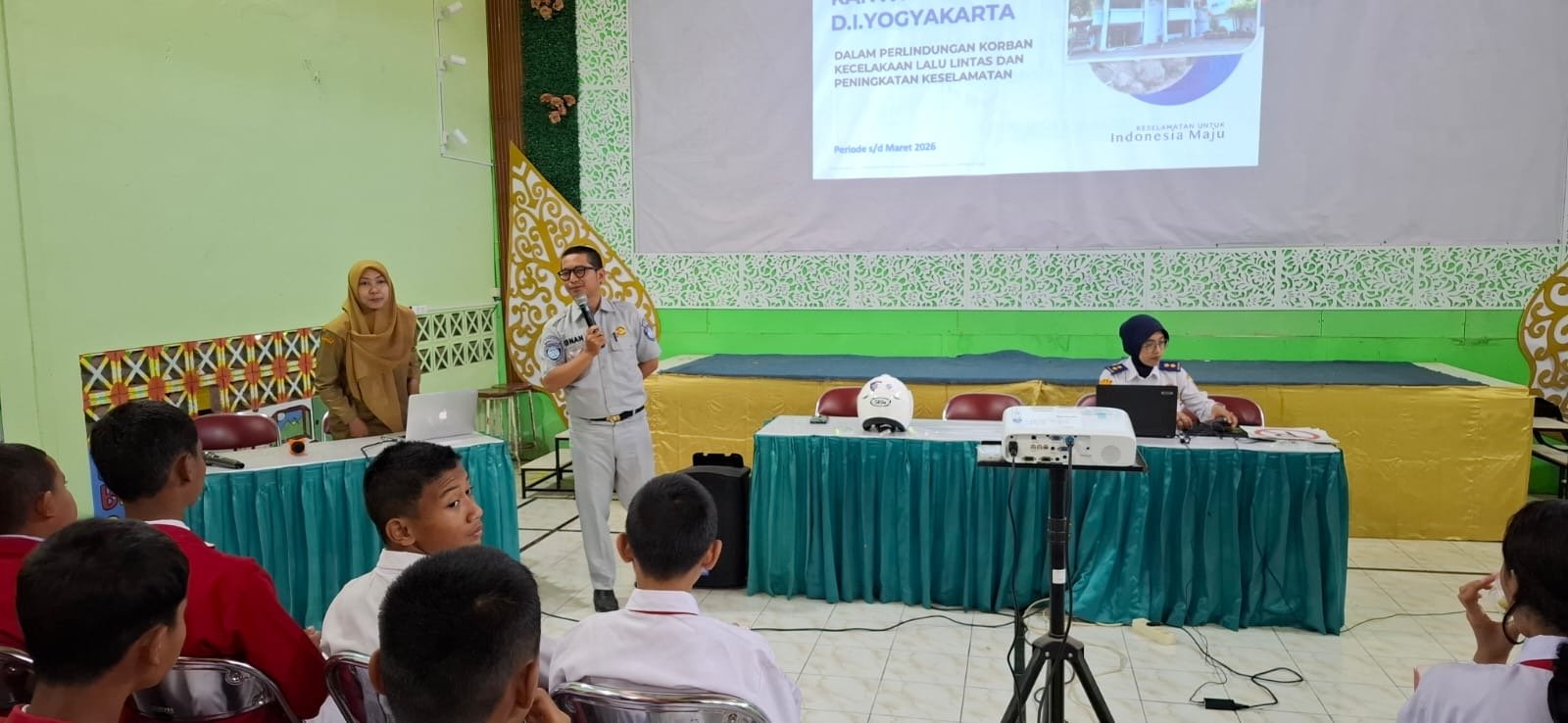 Jasa Raharja Dorong Kesadaran Keselamatan Berlalu Lintas Sejak Usia Sekolah di SMP Negeri 1 Ngaglik