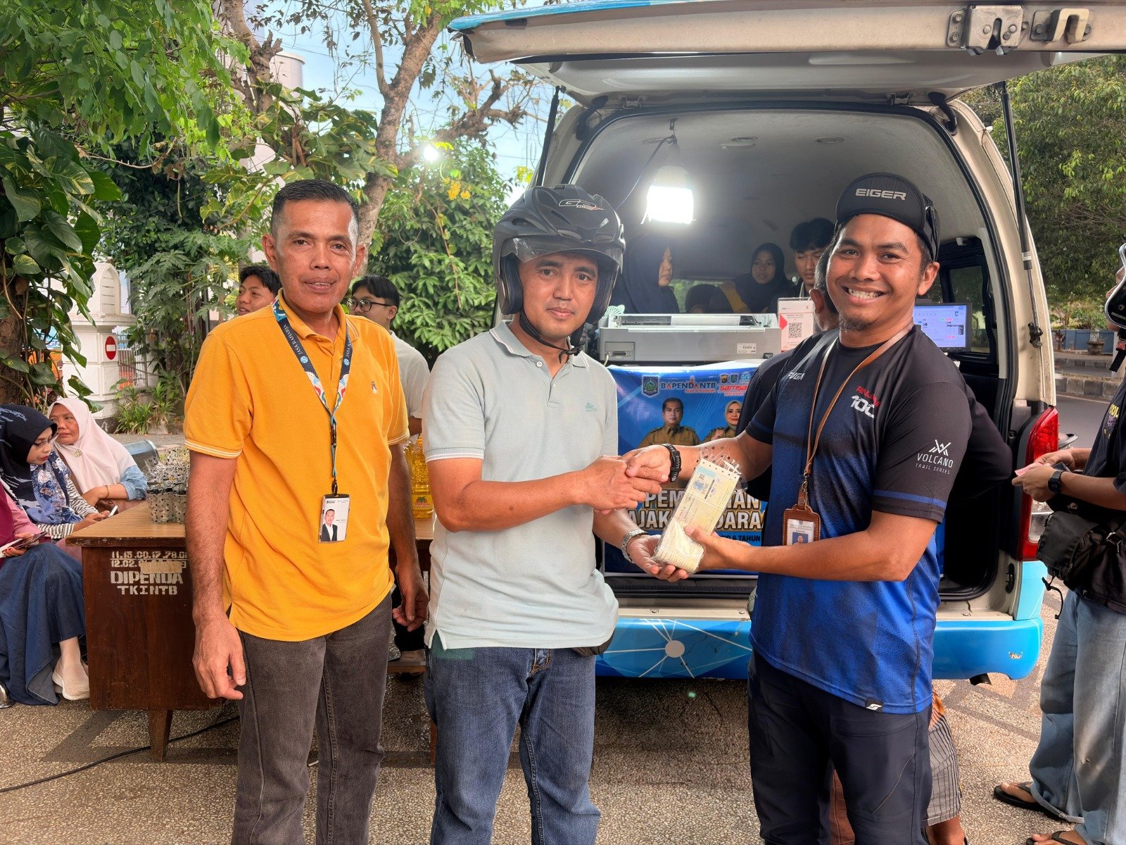 Jasa Raharja NTB dan Tim Pembina Samsat Gelar Samsat Night, Apresiasi Wajib Pajak Taat