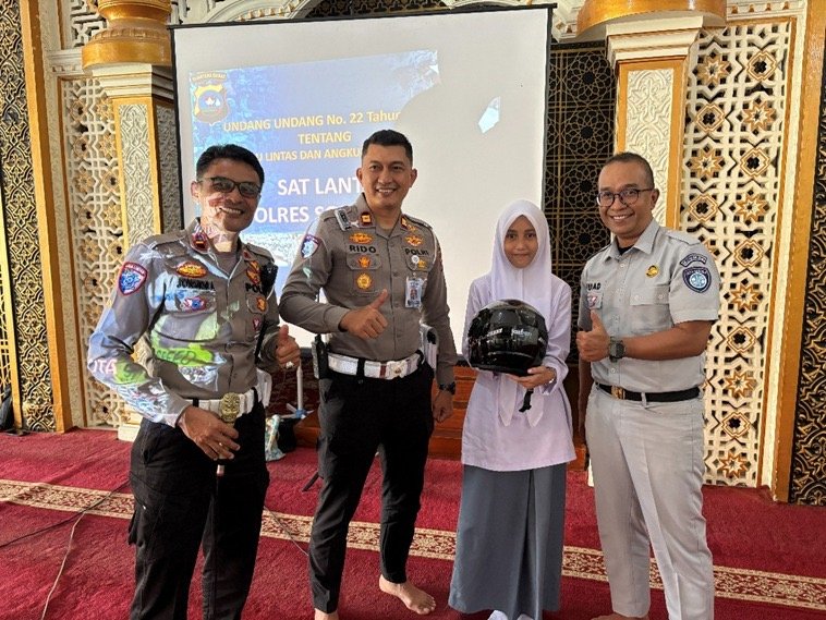 Jasa Raharja Edukasi Siswa SMAN 1 X Koto Singkarak tentang Pertolongan Pertama Gawat Darurat