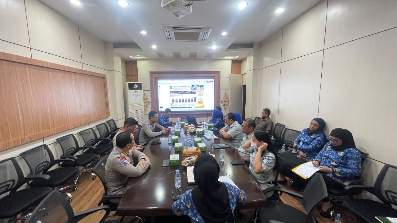 Tim Pembina Samsat Provinsi Riau Rapat Evaluasi Pelaksanaan Pemutihan Pajak Kendaraan Bermotor